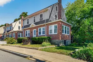 19 Stearns Rd, Boston, MA 02132 - Photo 2