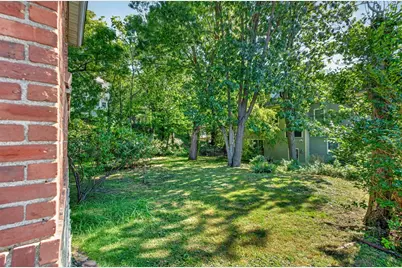 19 Stearns Rd, Boston, MA 02132 - Photo 6