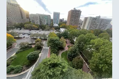 9 Hawthorne Place #10C, Boston, MA 02114 - Photo 2