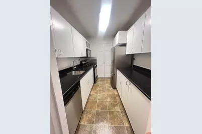 9 Hawthorne Place #10C, Boston, MA 02114 - Photo 10