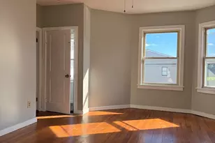 325 Davis St, New Bedford, MA 02746 - Photo 4