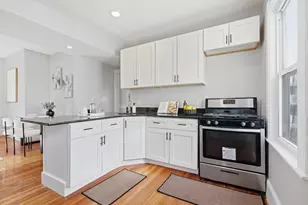 28 Juliette St, Boston, MA 02122 - Photo 6