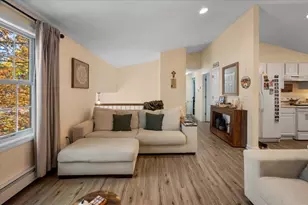 424 Dennison Dr, Southbridge, MA 01550 - Photo 16
