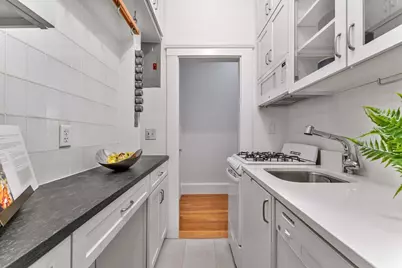 293 Beacon Street #2, Boston, MA 02116 - Photo 10