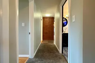 17 Lawn Ave, Lowell, MA 01852 - Photo 20