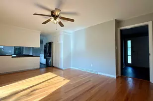 17 Lawn Ave, Lowell, MA 01852 - Photo 8