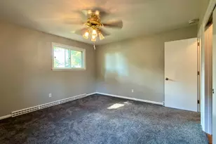 17 Lawn Ave, Lowell, MA 01852 - Photo 26