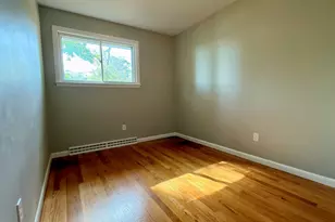 17 Lawn Ave, Lowell, MA 01852 - Photo 30
