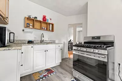398 Ferry St, Everett, MA 02149 - Photo 12