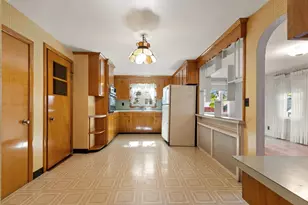 7 Luther Rd, Medford, MA 02155 - Photo 20