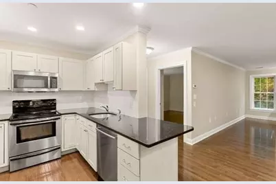10 Crowninshield St #103, Peabody, MA 01960 - Photo 14