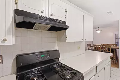 6 Greenbriar Drive #104, North Reading, MA 01864 - Photo 8