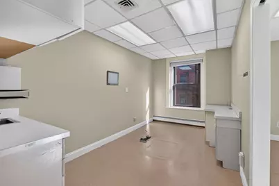 1051 Beacon St #8, Brookline, MA 02446 - Photo 22