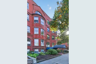 1051 Beacon St #8, Brookline, MA 02446 - Photo 2