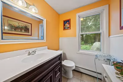 16 Beverly St, Quincy, MA 02169 - Photo 12