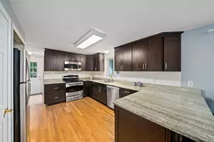 16 Beverly St, Quincy, MA 02169 - Photo 4