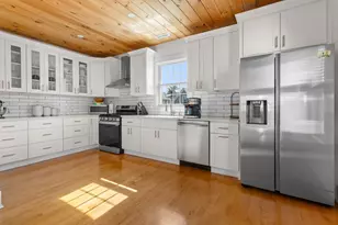 14 Boardman St, Salem, MA 01970 - Photo 16