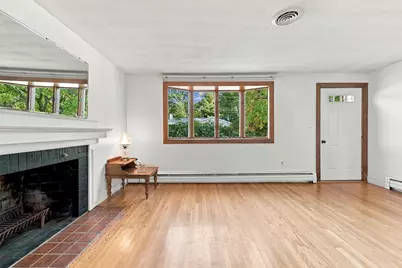 8 Selwyn Rd, Peabody, MA 01960 - Photo 12