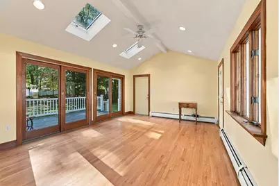 8 Selwyn Rd, Peabody, MA 01960 - Photo 4