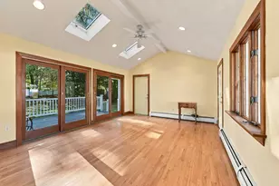 8 Selwyn Rd, Peabody, MA 01960 - Photo 4