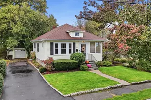 54 Bruce Rd, Waltham, MA 02453 - Photo 2