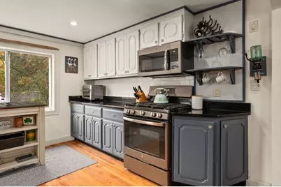 172 Haverhill St, North Reading, MA 01864 - Photo 6