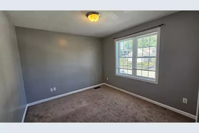 128 Brookside Ave #0, Brockton, MA 02301 - Photo 6