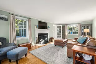 5 Juniper Ln, Medfield, MA 02052 - Photo 4