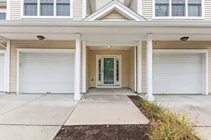 631 East St, Mansfield, MA 02048 - Photo 1