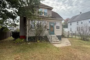 23 Elliot St, Chicopee, MA 01020 - Photo 2