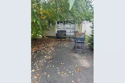 23 Elliot St, Chicopee, MA 01020 - Photo 38