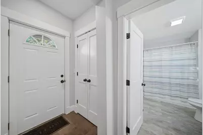 22 Houston Pl, Lynn, MA 01905 - Photo 16