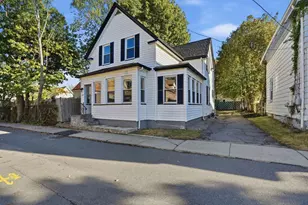 22 Houston Pl, Lynn, MA 01905 - Photo 30