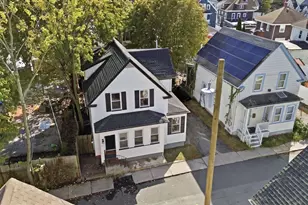 22 Houston Pl, Lynn, MA 01905 - Photo 32