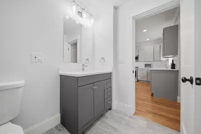 22 Houston Pl, Lynn, MA 01905 - Photo 18