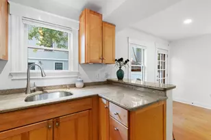 4 Union Terrace, Cambridge, MA 02141 - Photo 24