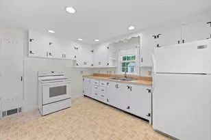5 Winston Rd, Worcester, MA 01606 - Photo 8