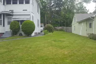 285 Hamilton St, Worcester, MA 01604 - Photo 8