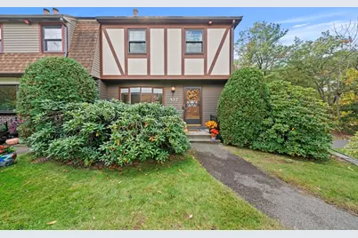 17 Scotty Hollow Dr #A, Chelmsford, MA 01863 - Photo 2