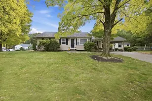 15 Raymond Ave, Walpole, MA 02081 - Photo 6