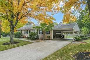 15 Raymond Ave, Walpole, MA 02081 - Photo 2