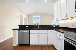 17 Pinnacle Pl, Millbury, MA 01527 - Photo 14
