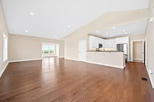 17 Pinnacle Pl, Millbury, MA 01527 - Photo 30