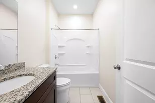 17 Pinnacle Pl, Millbury, MA 01527 - Photo 18