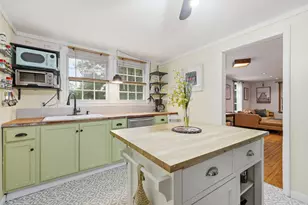 107 Pinehurst St, Westfield, MA 01085 - Photo 14