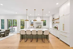 25 Kenyon St, Newton, MA 02465 - Photo 8