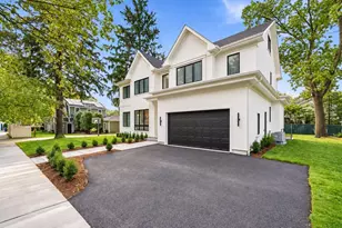 25 Kenyon St, Newton, MA 02465 - Photo 2