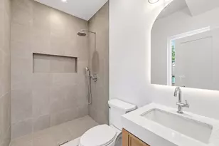25 Kenyon St, Newton, MA 02465 - Photo 20