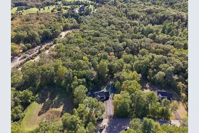 18 Elaine Dr, Hopkinton, RI 02833 - Photo 4