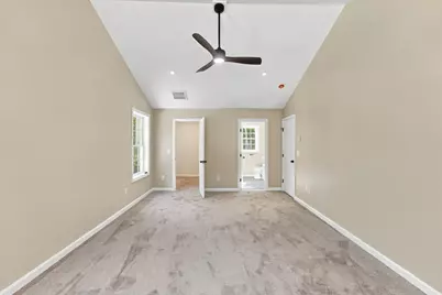 18 Elaine Dr, Hopkinton, RI 02833 - Photo 14